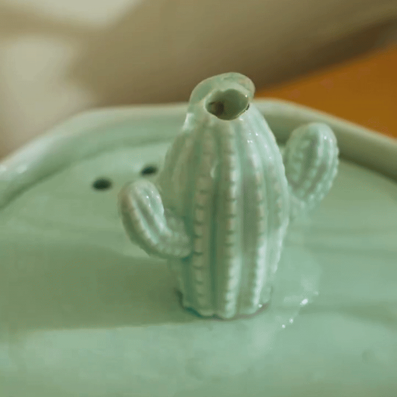 succulent water fountain cat Happy & Polly Cactus Style Ceramic Cat Water Fountain, 1.5-liter
