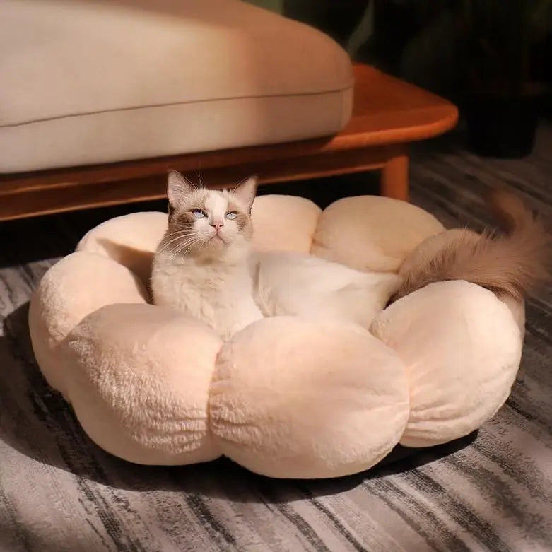 Bloomy Flower Cozy Plush Cat Bed