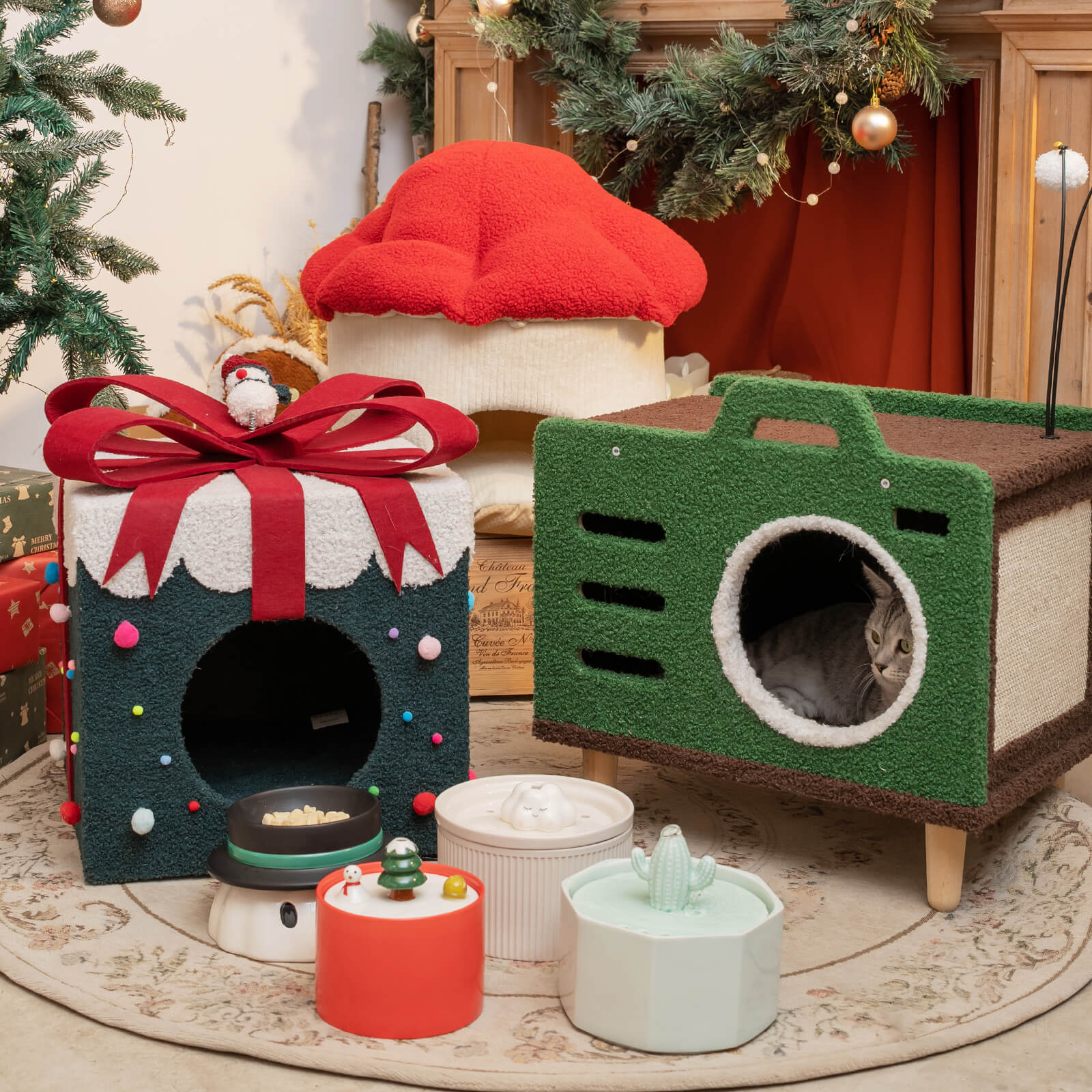 Top Christmas Gift: All-in-One Comfort &amp; Play for Your Cat