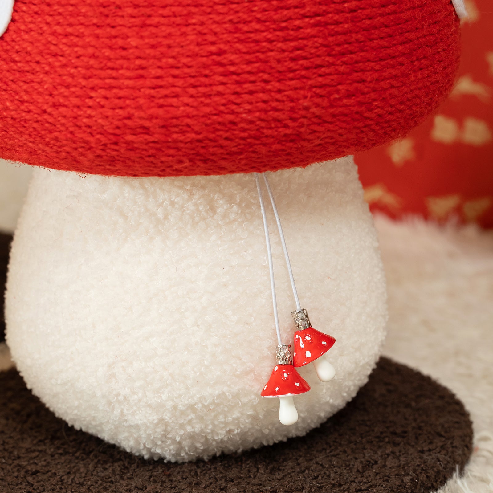 Mushroom Cat Scratcher
