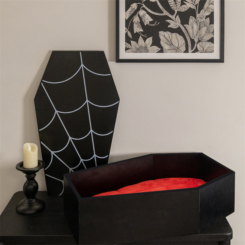 Gothic Style Cat Bed Happy Polly